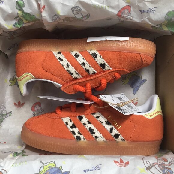 ADIDAS DISNEY PIXAR TOY STORY GAZELLE JESSIE TODDLER SHOES (SIZE 10K)